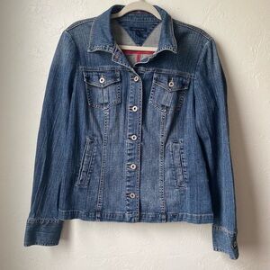 Tommy Hilfiger Women’s Denim Jacket Size Large Classic Medium Wash